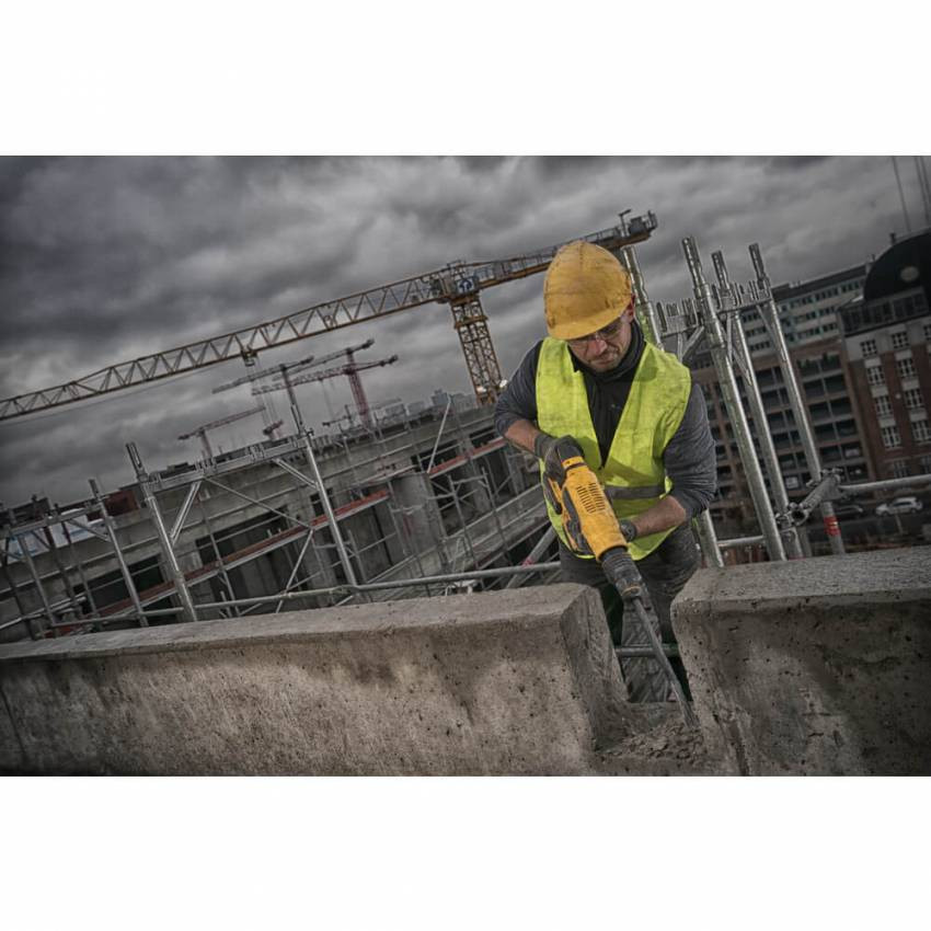 Акумуляторний перфоратор SDS MAX DeWALT DCH481N-DCH481N